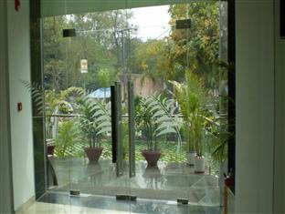 Grenville Hotel Gurgaon Exterior foto